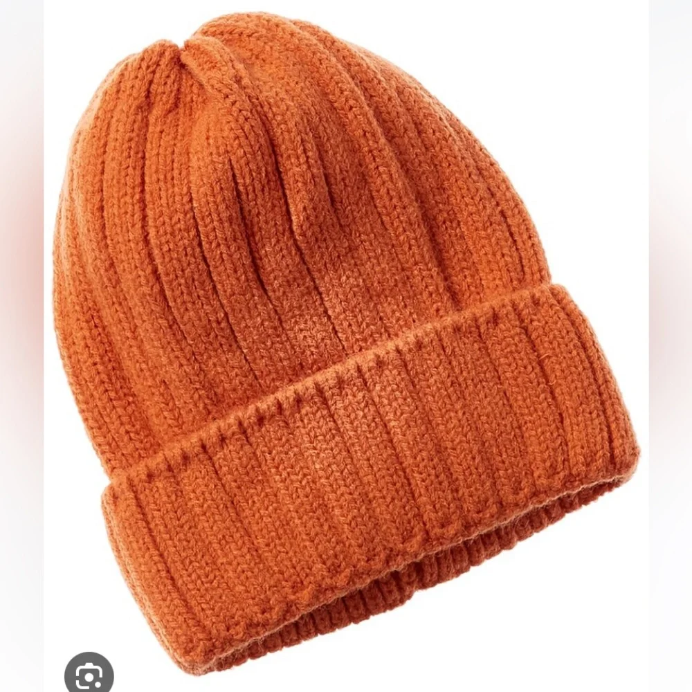 Hat Attack Revolve Color Story Knit Beanie‎ Acrylic Cozy Comfy Warm Orange NWT